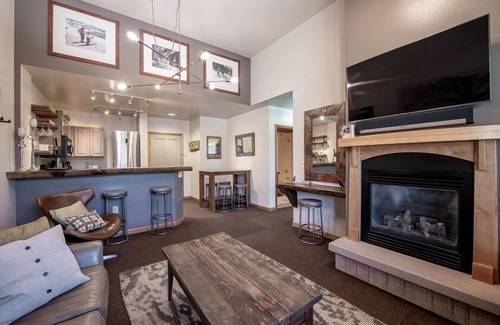 Winter Park Condominio | Zephyr Mountain Lodge, Condo | Remodeled w/ Ski Slope View (Select-Rated Condo 1509)