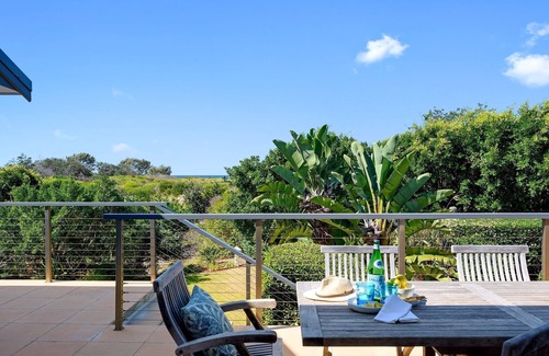 Sapphire Beach Casa | Zephyr Private beachfront, pet-friendly home for the discerning traveller