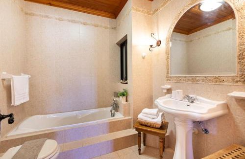 Marsaxlokk Apartamento | ZER- Spacious House with Terrace and Views