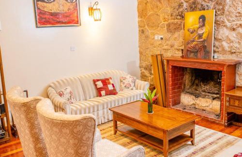 Limuru Hotel | Zereniti House