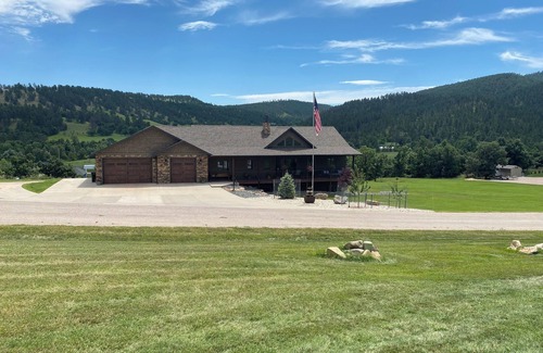 Crook City Casa | Zero Entry Home - Close to Sturgis, Spearfish & Deadwood!