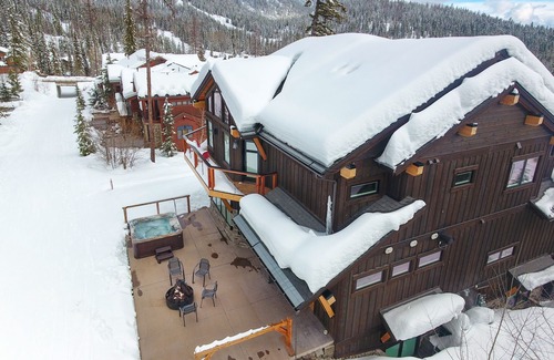 Whitefish Casa | True Ski In / Out Premium Casa unifamiliar adyacente a la pista de esquí / senderismo