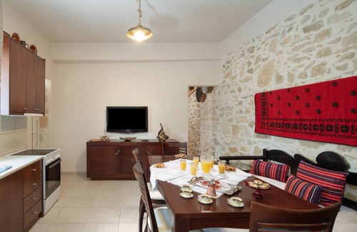 Gortyna Casa | Zeus Traditional House