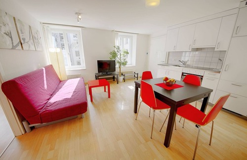 Langstrasse Apartamento | ZH Keita - Stauffacher HITrental Apartment