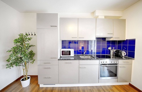 Oerlikon Apartamento | ZH Raspberry l - Oerlikon HITrental Apartment