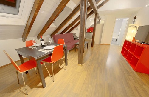 Oerlikon Apartamento | ZH Strawberry - Oerlikon Hitrental Apartment