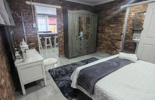 Boksburg Apartamento | Zhantique Guest House 1- Unit 3