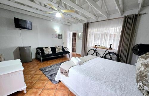 Boksburg Casa | Zhantique Guest House 1- Unit 4