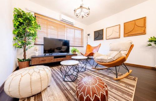 Minato Villa | 真 Private accommodation with sauna, close to USJ and Expo Park, free parking, 4 bedrooms, 8 beds, 2 bathrooms