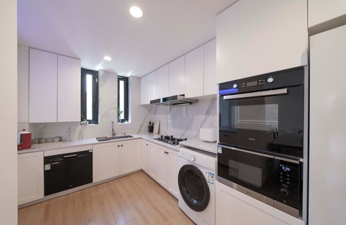 Downtown Shanghai Apartamento | ZHome-Gingkgo Garden Four bedrooms