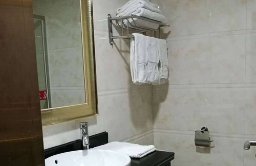 Zhuhai Hotel | Zhuhai Jinmao Hotel