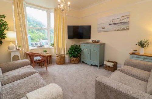 Hele Casa | Zide the Zea