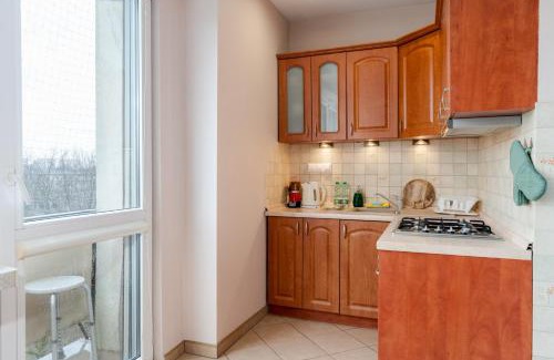 Nowa Huta Apartamento | Zielona Nowa Huta Apartment by BookingHost