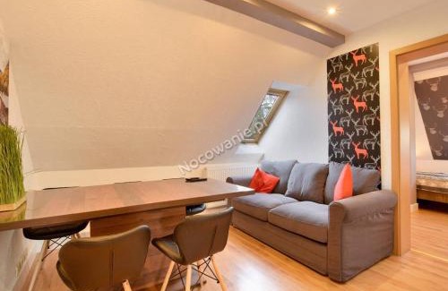 Polanica-Zdroj Apartamento | Zielone walizki