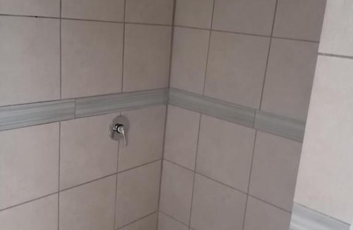 Wynberg Casa | Zihlalele 24hours Guest House