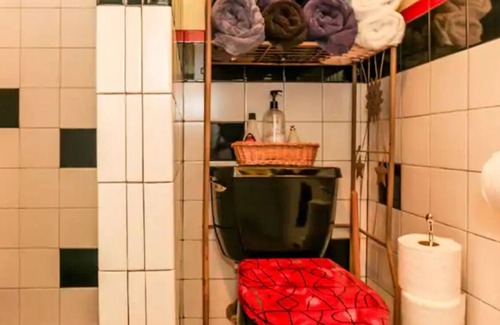 Barton Heights Casa | Zilker Park Peaceful Haven-Fun, Funky, and Colorful---Keeping Austin Weird