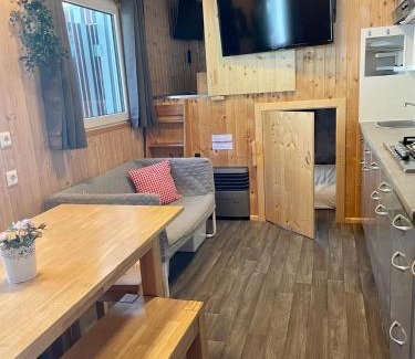 Distelberg Otro | Zillerglückhütte - 5 Sterne Camping Aufenfeld