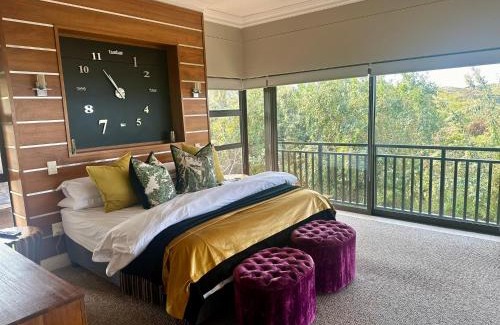 Port Zimbali Villa | Zimbali Coastal Resort Teak House