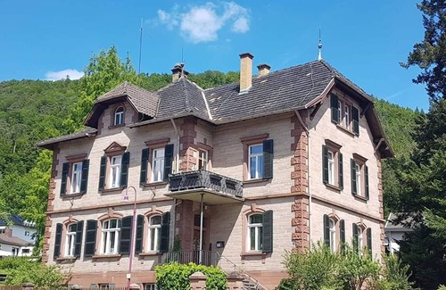 Merzalben Apartamento | Vrbo Property