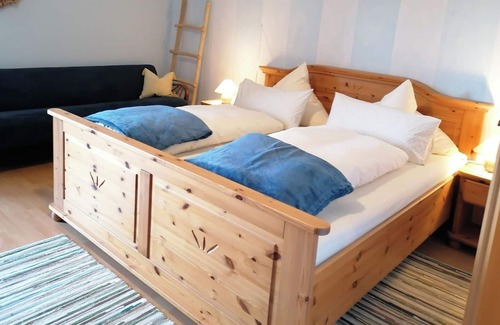 Hoslwang Apartamento | Zimmer Himmelsleiter, Ostseite mit Balkon, 2. Etage, 22 qm