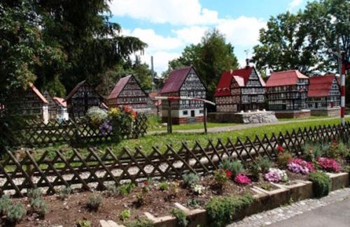 Gemarkung Schomberg Apartamento | Zimmer mit eigener Dusche & WC , beim Stausee