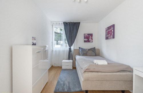 Langgasse-Felsenau Apartamento | Zimmer mit Gemeinschaft Badezimmer und Küche
