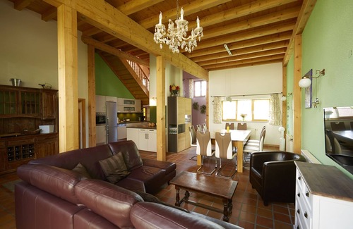 Loffingen Apartamento | Habitación Schluchsee con desayuno y sauna.
