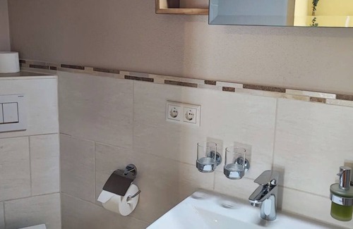 Hoslwang Apartamento | Zimmer Sonnentor, Südseite mit Balkon, 1. Etage, 19 qm