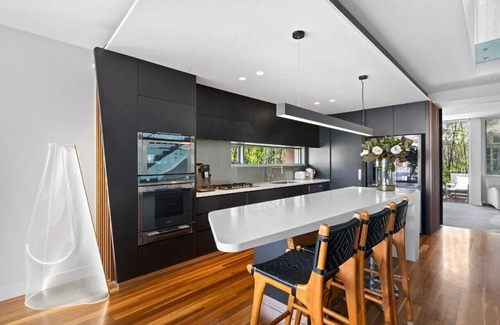 Narrabeen Casa | Zinc by the Sea. A luxury holiday paradise nestled across from Narrabeen beach