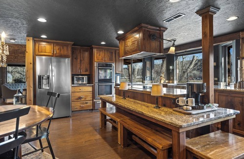 Virgin Cabina | Zion's Cabin and Boujee Barn