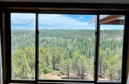Zion National Park East Entrance Casa | Zion Views- Kolob Cabin + Resort Access