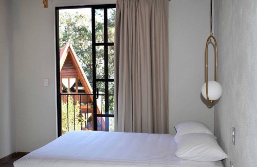 Zirahuen Hotel | Zirahuen Forest And Resort