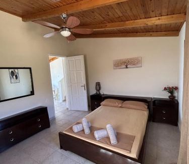 Eretria Casa | Ziras Traditional Villa