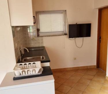 Zirje Apartamento | Zirje Accommodation