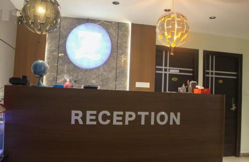 Kadubeesanahalli Hotel | Zivo Inn