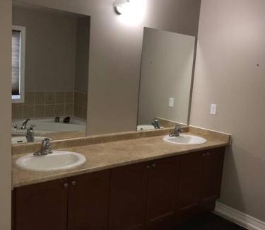 Malton Casa | ZK7 Room Near Airport