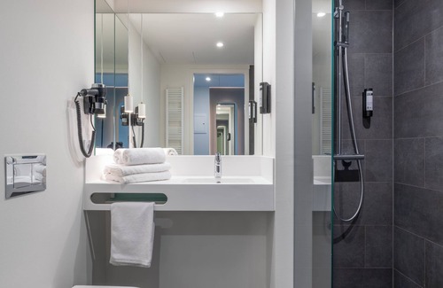 Hamburg-Altona Hotel | Zleep Hotel Hamburg Volkspark