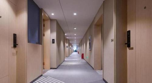 Central Business District Hotel | ZMAX Hotels Shenzhen Lianhuacun Metro Station