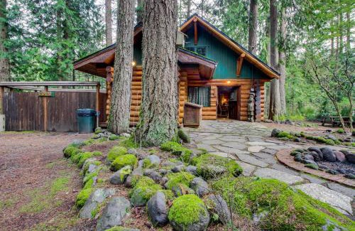 Mount Hood Village Casa | Zoe's Log Cabin