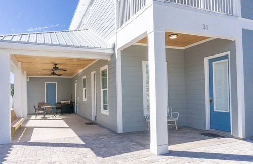 Emerald Waters Village Casa | Zoe's Place- Pet Friendly close to the beach 5 Bedrooms 4.5 Baths