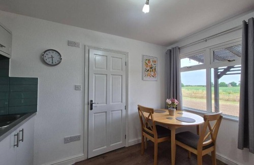 Pointon Cabina | Zoila's Rest - A self-contained studio
