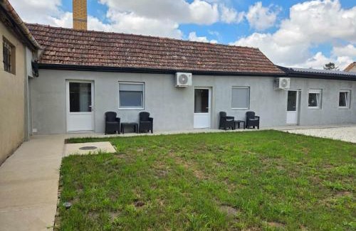 Vojvodina Apartamento | Zolax Apartmans