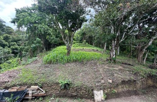 San Salvador Otro | Zona de Camping con casa de campo