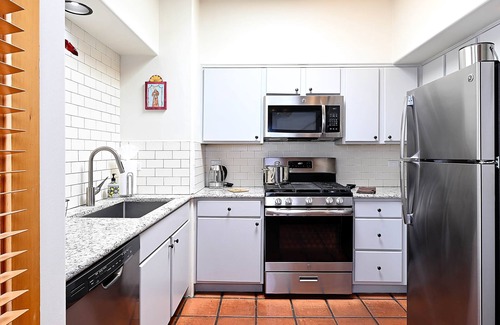 Downtown Santa Fe Villa | Zona Rosa 70/73 combination unit
