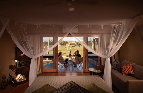 Dubbo Cabina | Zoofari Lodge at Taronga Western Plains