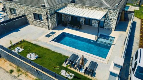 Fethiye City Center Hotel | Zora Beyaz Taş Villaları