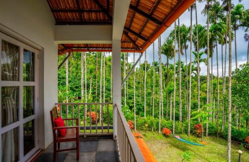Vayittiri Casa | Zostel Homes Wayanad (Karapuzha)
