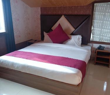 Shimla Hotel | zoz sm11