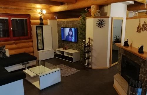 Nova Lesna Casa | Zrub Nová Lesná