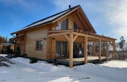 Velka Lomnica Casa | ZRUB TRIXY